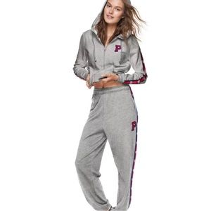 PINK Campus logo boyfriend sweatpants grey red white blue logo on side size XS